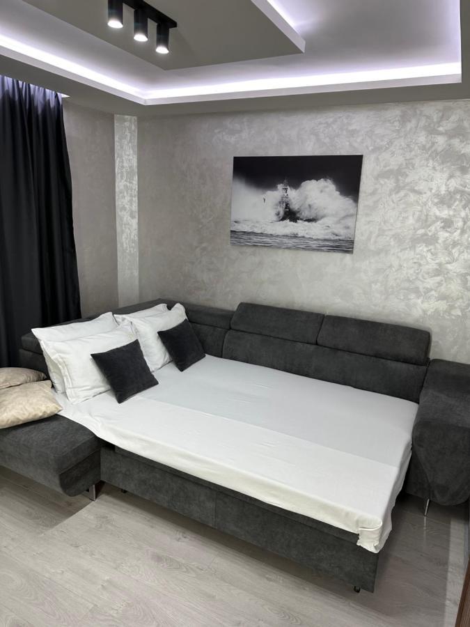 Елегантен Двустаен Апартамент Four Seasons Burgas Bagian luar foto