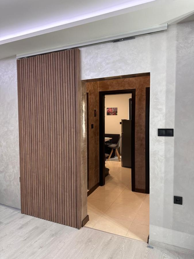 Елегантен Двустаен Апартамент Four Seasons Burgas Bagian luar foto