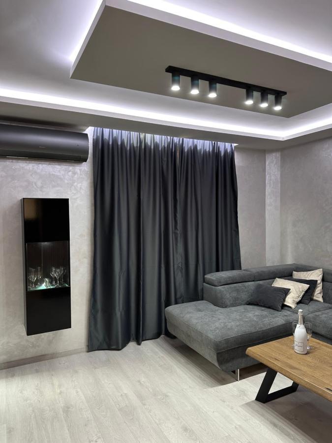 Елегантен Двустаен Апартамент Four Seasons Burgas Bagian luar foto