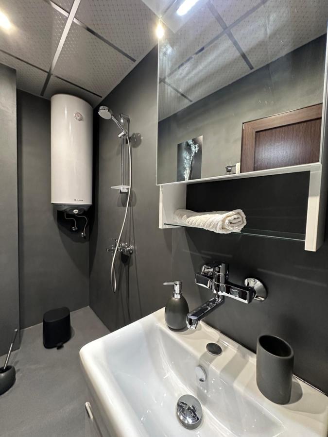 Елегантен Двустаен Апартамент Four Seasons Burgas Bagian luar foto